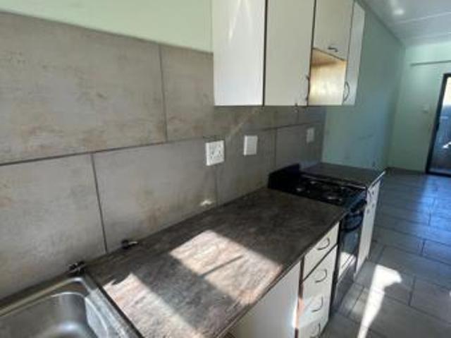 2 Bedroom Apartment in Witpoortjie