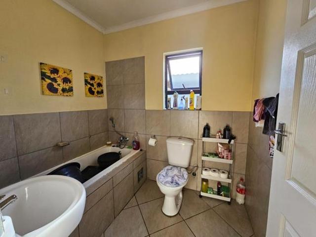 2 Bedroom Apartment in Witpoortjie