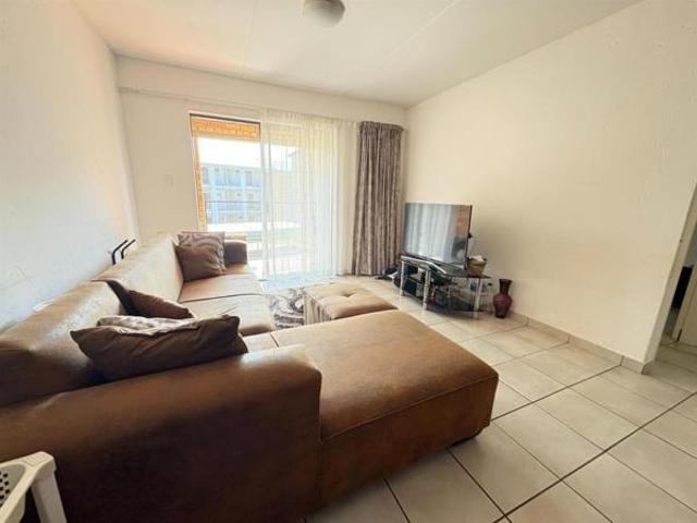 2 Bedroom Apartment in Witpoortjie