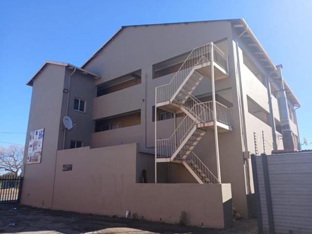 2 Bedroom Apartment in Witpoortjie