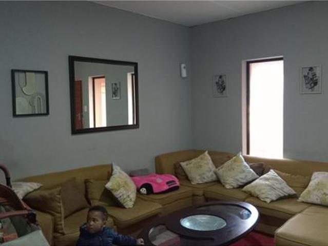 2 Bedroom Apartment in Witpoortjie