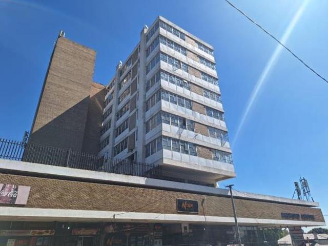 2 Bedroom Apartment in Yeoville