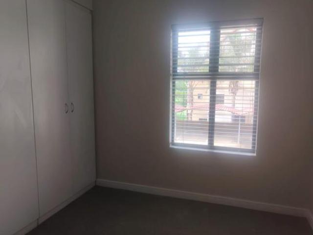 2 Bedroom Apartment in Zwartkop Golf Estate