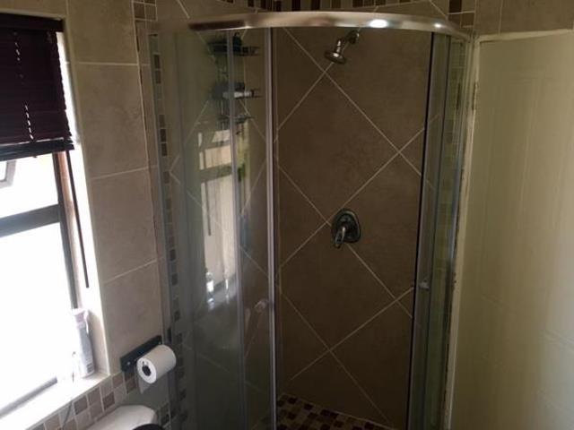 2 Bedroom Apartment in Zwartkop Golf Estate