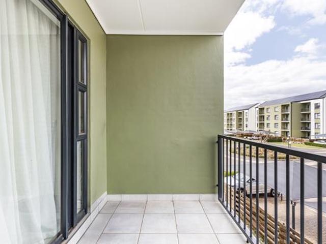 2 Bedroom Apartment in Zwartkop