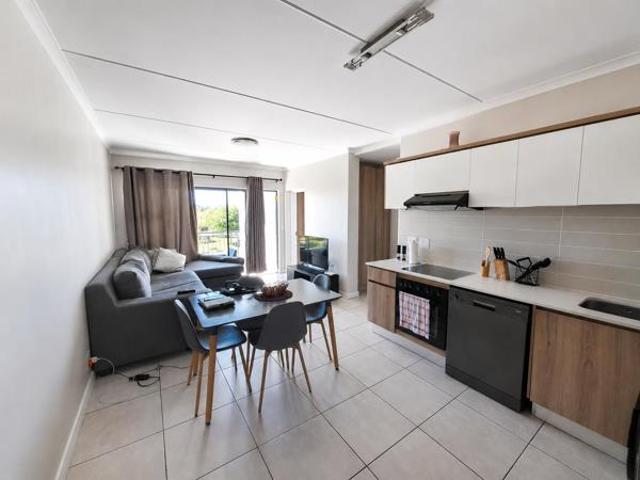 2 Bedroom Apartment in Zwartkop