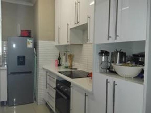 2 Bedroom Apartment in Zwartkop