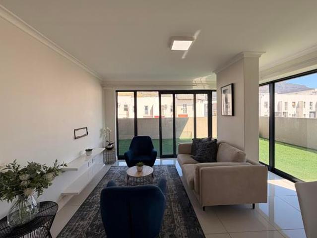 2 Bedroom Apartment in Zonnebloem