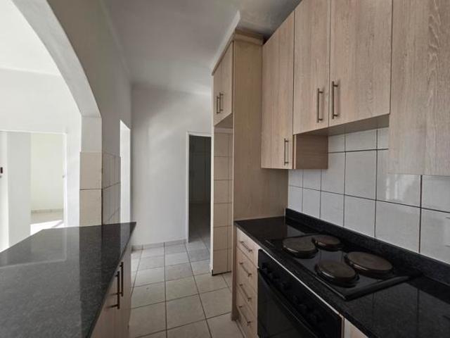 2 Bedroom Apartment in Zonnebloem