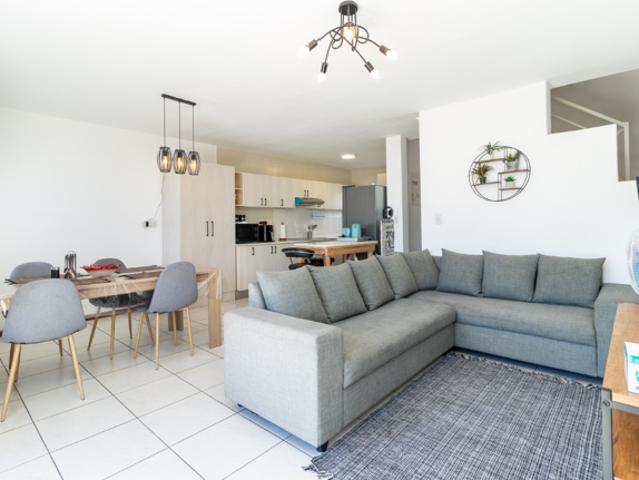 2 Bedroom Apartment in Zonnebloem