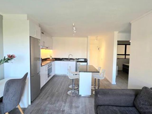 2 Bedroom Apartment in Zonnebloem