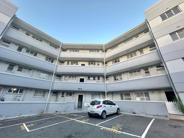 2 Bedroom Apartment in Zonnebloem