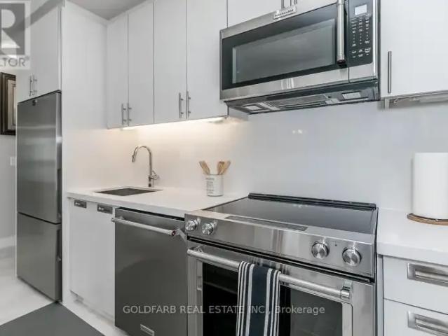 2 Bedroom Apartment Innisfil ON LS103060484