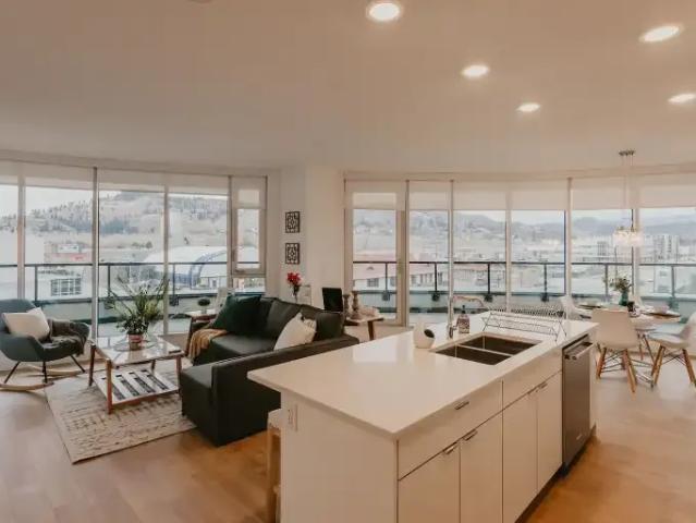 2 Bedroom Apartment Kelowna BC 104506712