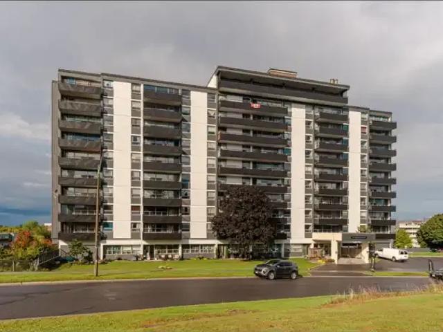 2 Bedroom Apartment Kingston ON 101948122