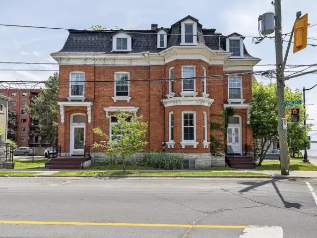 2 Bedroom Apartment Kingston ON 101948312
