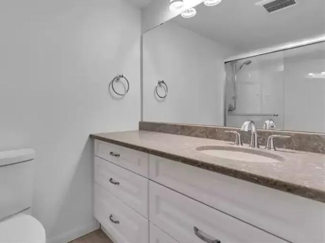 2 Bedroom Apartment Kingston ON 102752301