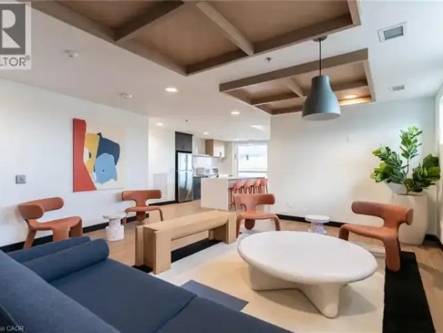 2 Bedroom Apartment Kitchener ON 100443680