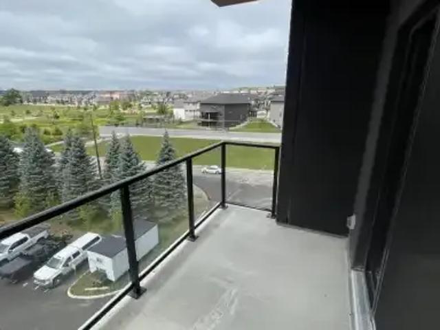 2 Bedroom Apartment Kitchener ON 100527245