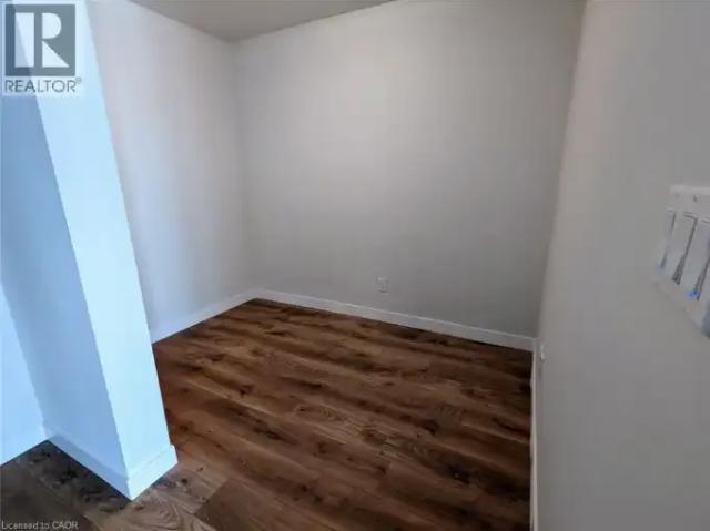 2 Bedroom Apartment Kitchener ON 100527264