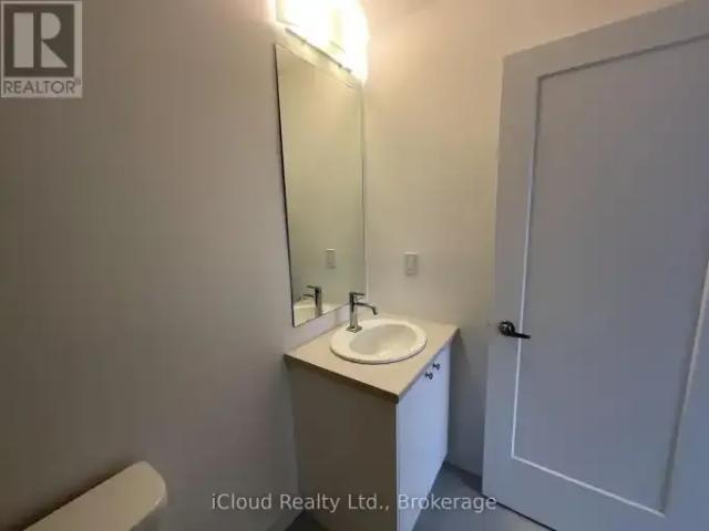 2 Bedroom Apartment Kitchener ON 100669199