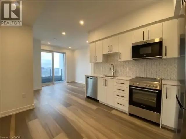 2 Bedroom Apartment Kitchener ON 101107723