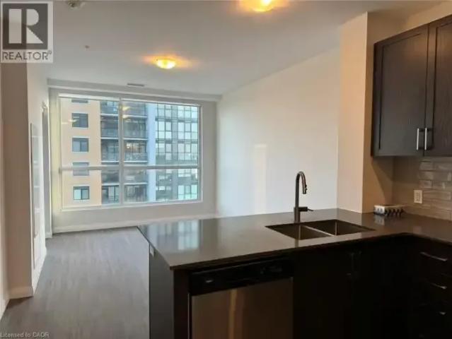 2 Bedroom Apartment Kitchener ON 102434492