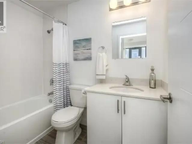 2 Bedroom Apartment Kitchener ON 102518864