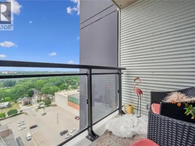 2 Bedroom Apartment Kitchener ON 102578815