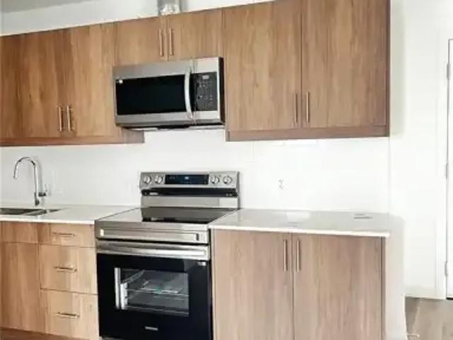 2 Bedroom Apartment Kitchener ON 102752717