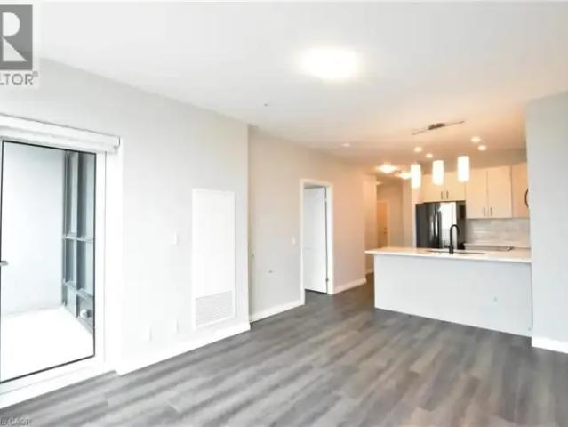 2 Bedroom Apartment Kitchener ON 102847389