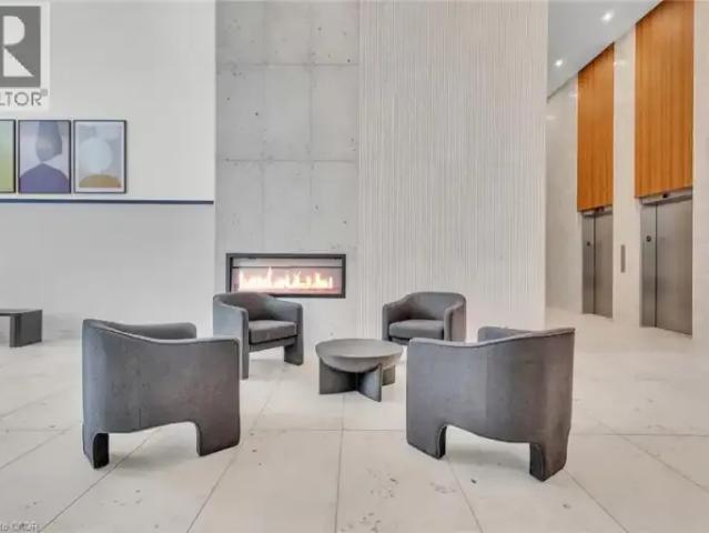2 Bedroom Apartment Kitchener ON 102915224