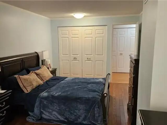 2 Bedroom Apartment Kitchener ON 102339143