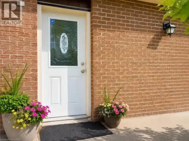 2 Bedroom Apartment Kitchener ON 103569181