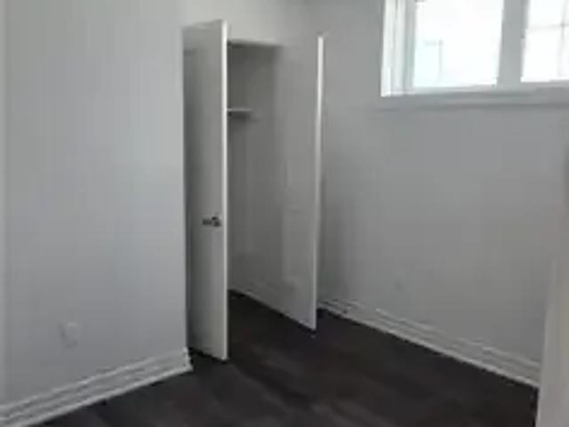 2 Bedroom Apartment Kitchener ON 103119093