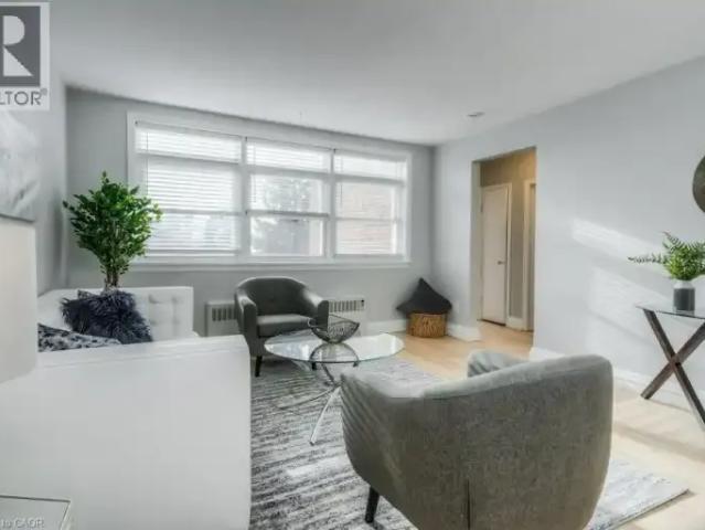 2 Bedroom Apartment Kitchener ON 104876876