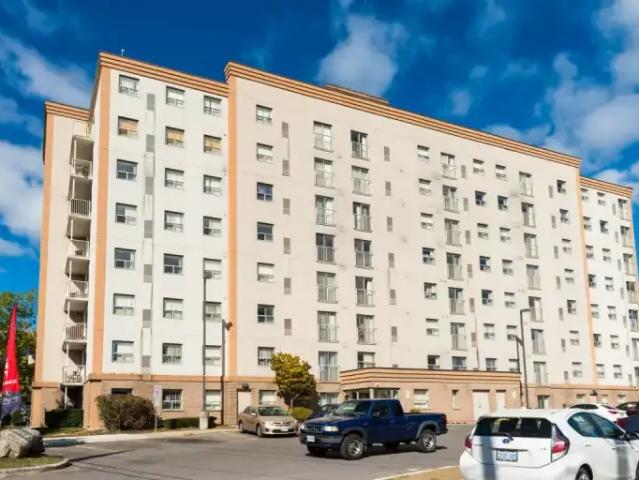 2 Bedroom Apartment Kitchener ON 104984801