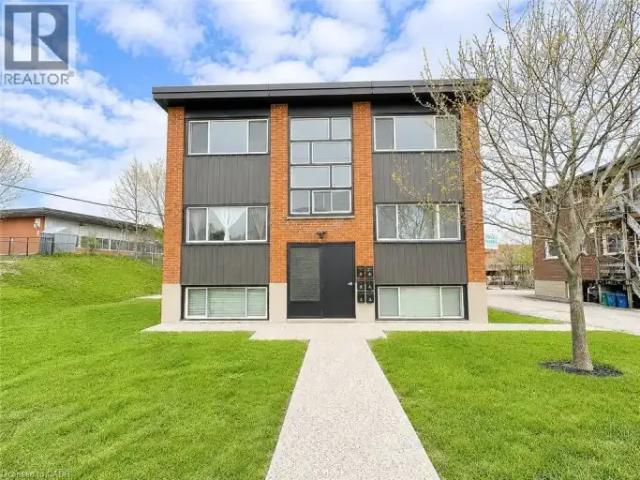 2 Bedroom Apartment Kitchener ON 104292293