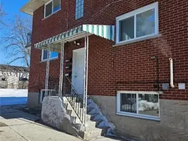 2 Bedroom Apartment Kitchener ON LS101612816