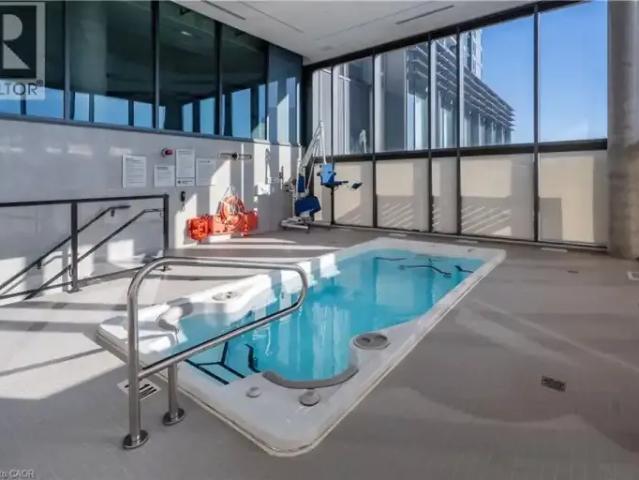 2 Bedroom Apartment Kitchener ON LS102578786