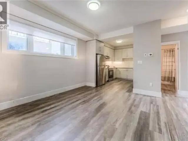 2 Bedroom Apartment Kitchener ON LS102952164