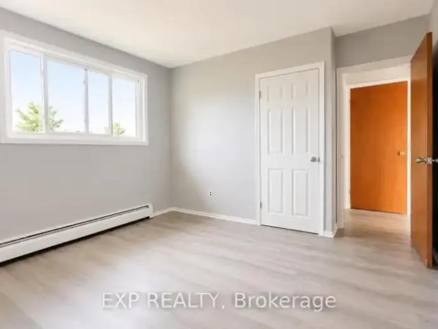 2 Bedroom Apartment Kitchener ON LS103011963