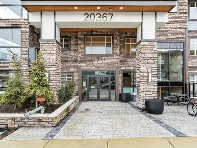 2 Bedroom Apartment Langley BC 102306731