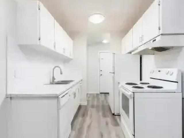 2 Bedroom Apartment Leduc AB 105185175