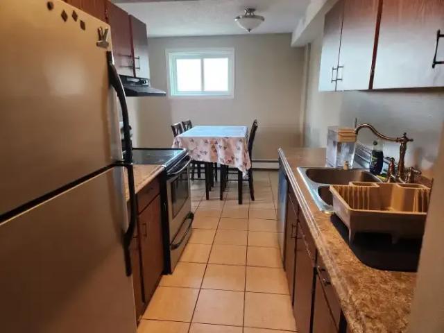 2 Bedroom Apartment Lethbridge AB 104181065