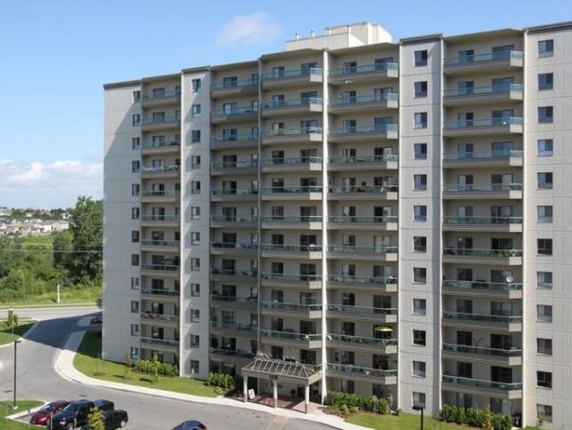 2 Bedroom Apartment London ON 96249180