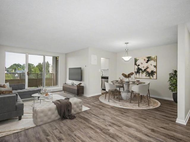 2 Bedroom Apartment London ON 98310326