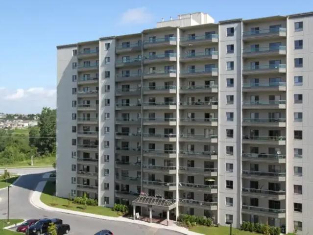 2 Bedroom Apartment London ON 98746985