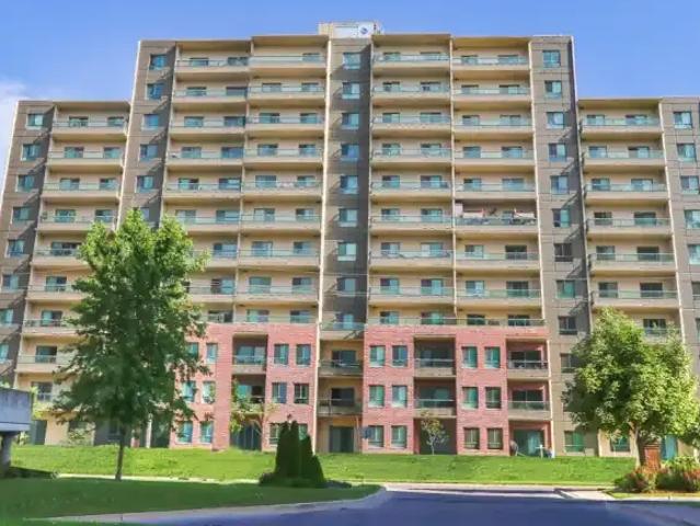 2 Bedroom Apartment London ON 98916733