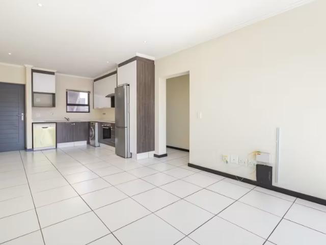2 Bedroom Apartment Lonehill Lonehill 103742974